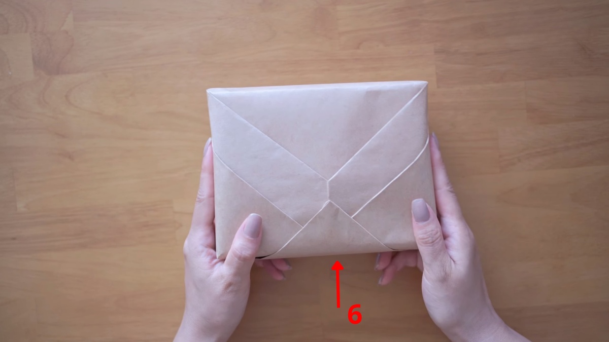 Cách gói quà 8/3 phong cách vintage sang trọng