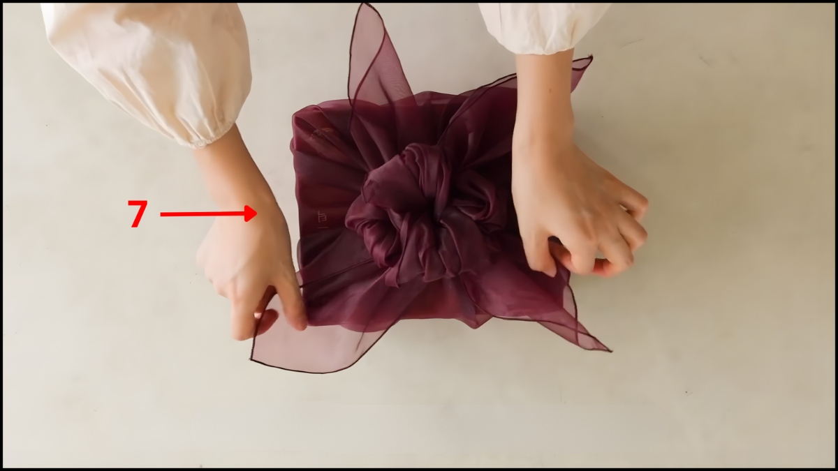 Cách gói quà 8/3 kiểu Hàn Quốc tinh tế 