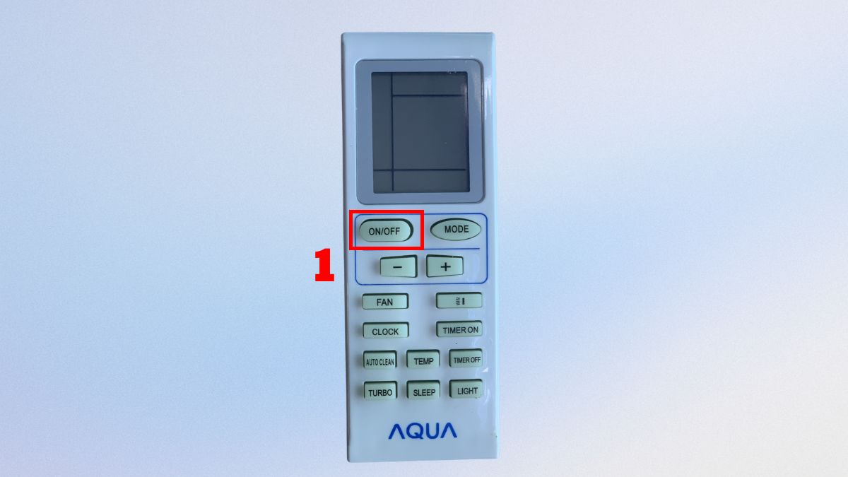 Cách hẹn giờ tắt máy lạnh Aqua bước 1