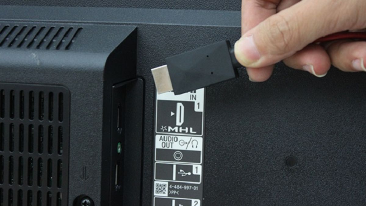 cách chia sẻ màn hình điện thoại lên tivi sony qua cổng HDMI/MHL