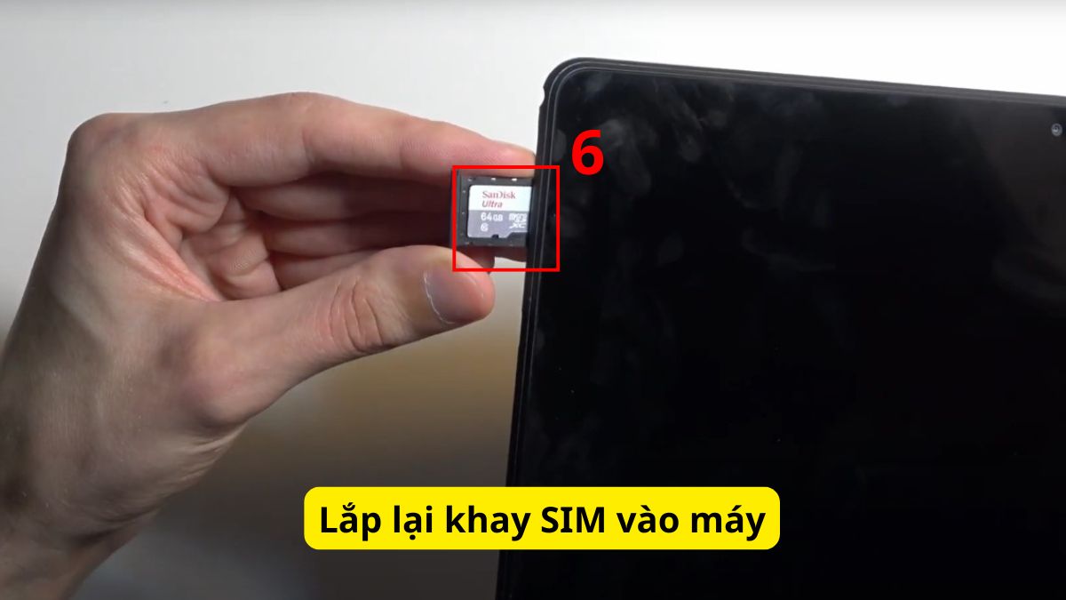 Hướng dẫn cách lắp SIM vào máy tính bảng Huawei  bước 4