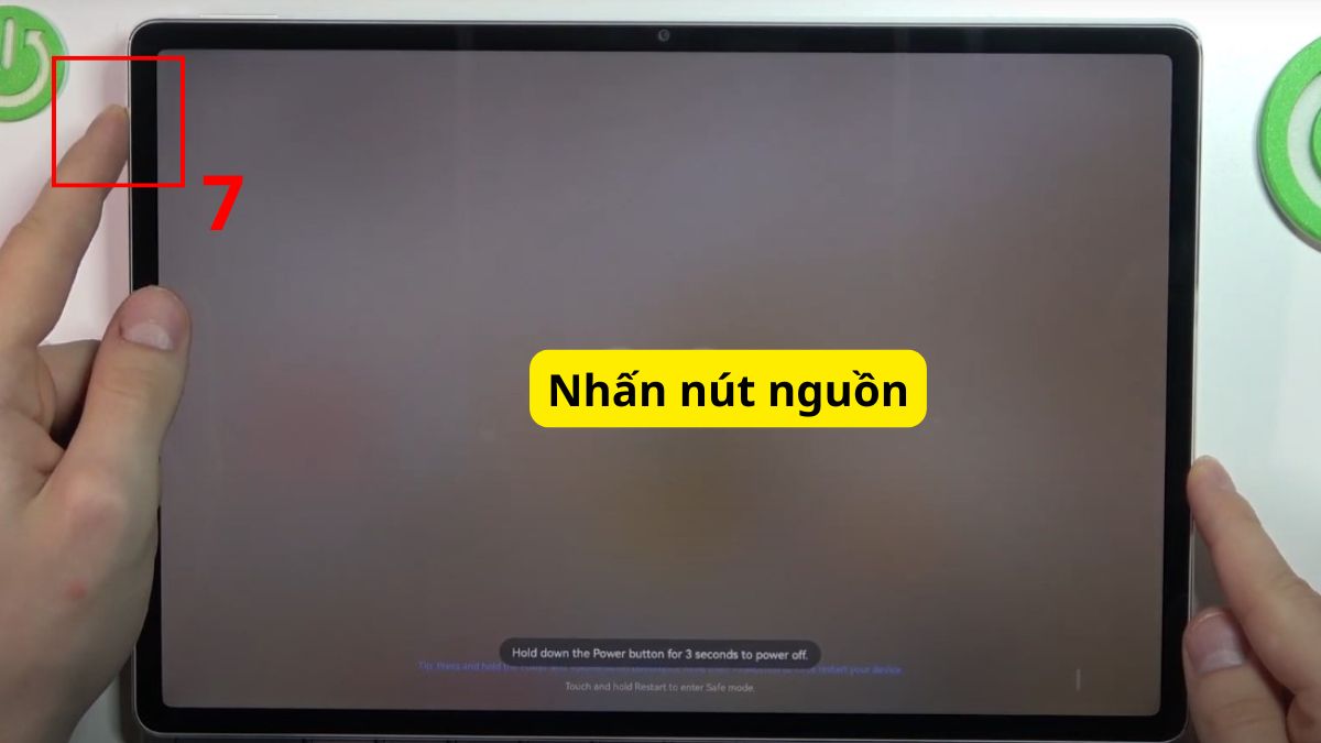 Hướng dẫn cách lắp SIM vào máy tính bảng Huawei  bước 5