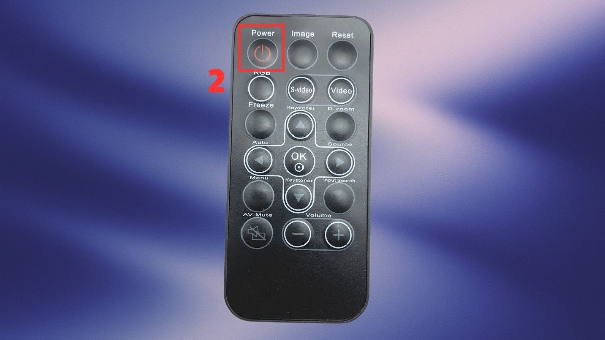 Cách mở máy chiếu của LG