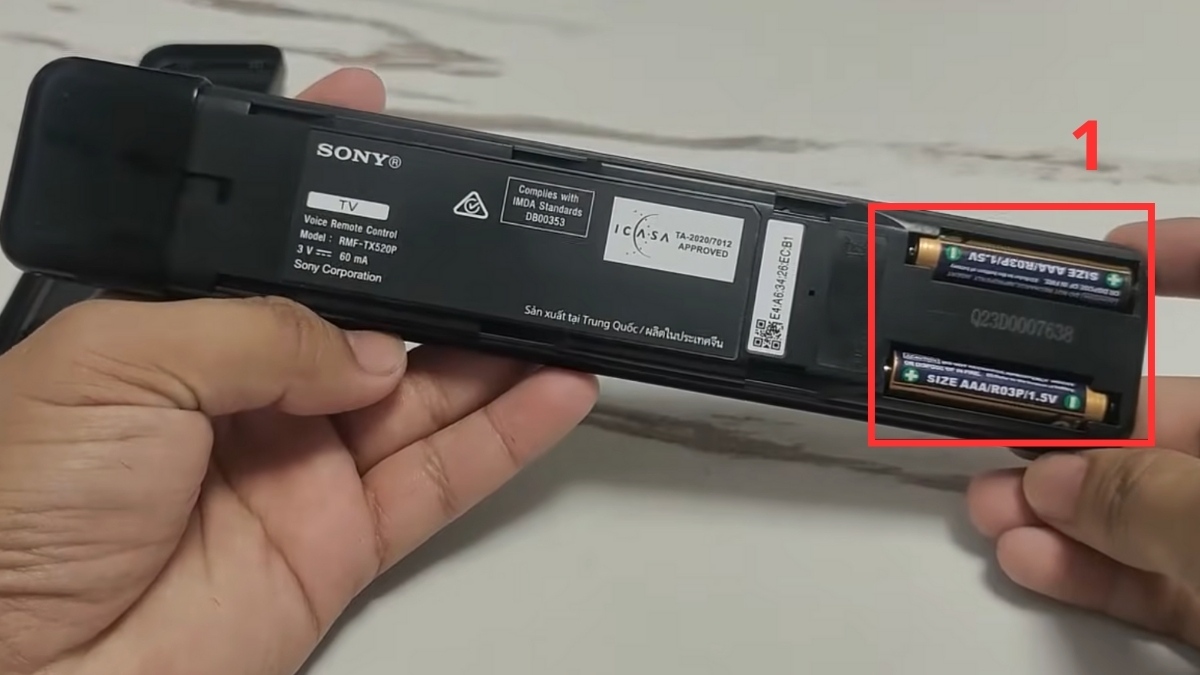 Cách sử dụng điều khiển tivi Sony bước 1