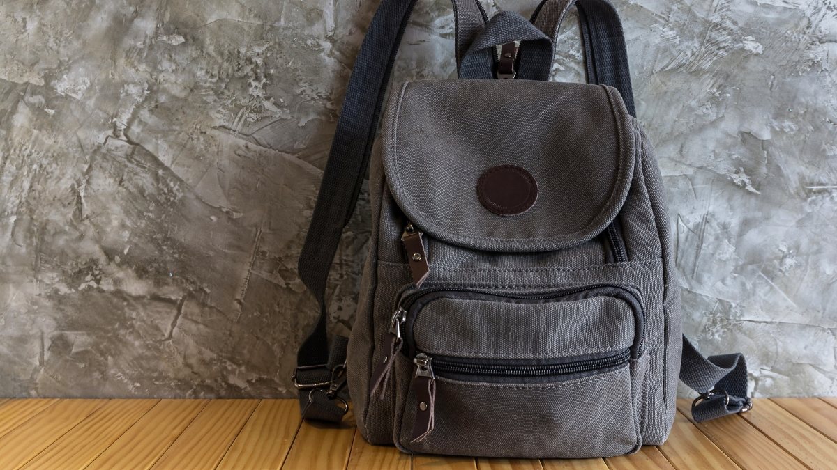 Cách tặng quà cho bạn gái ở xa hạnh phúc