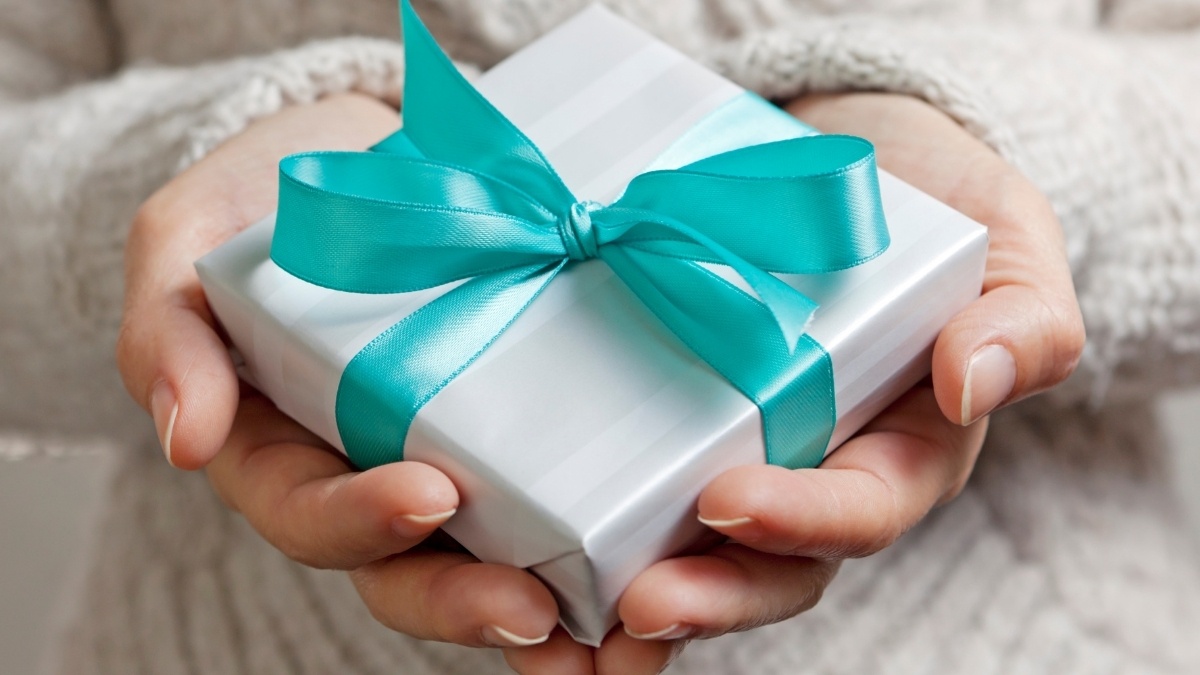 Tặng quà 8/3 cho người yêu nữ