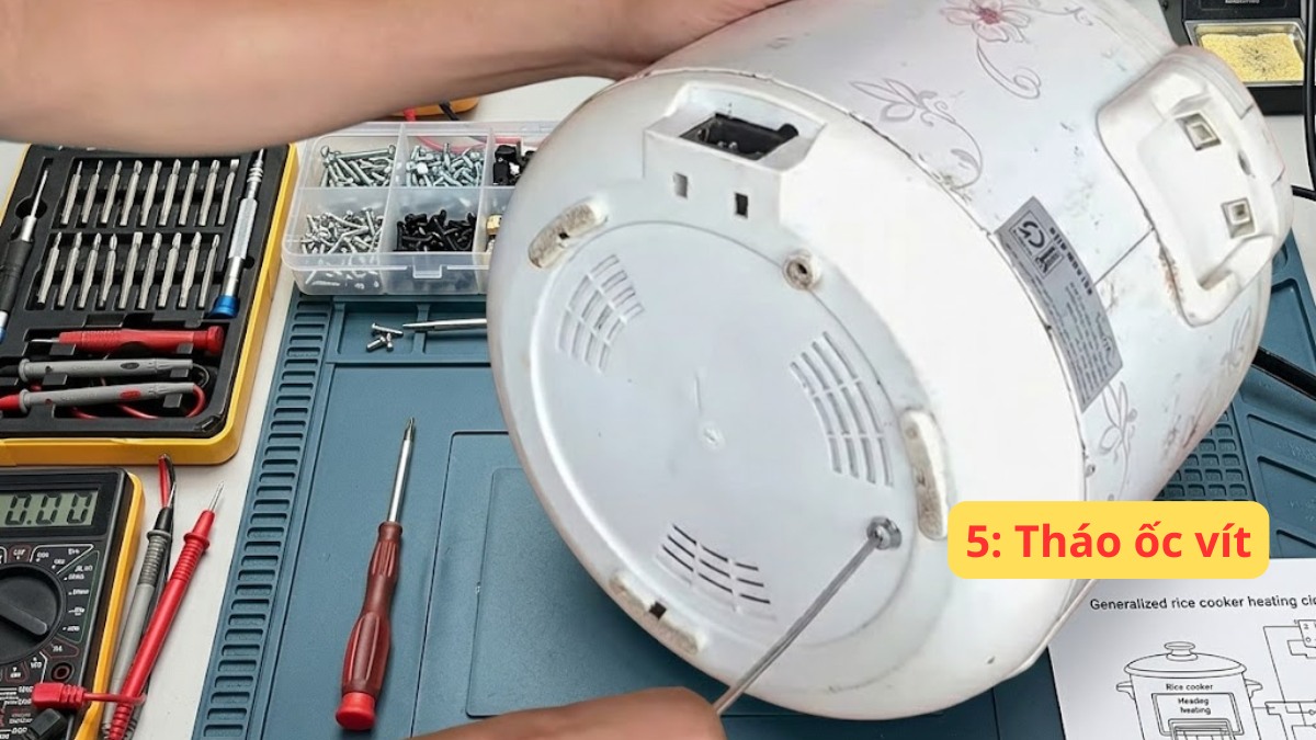 Cách tháo nồi cơm điện đúng kỹ thuật