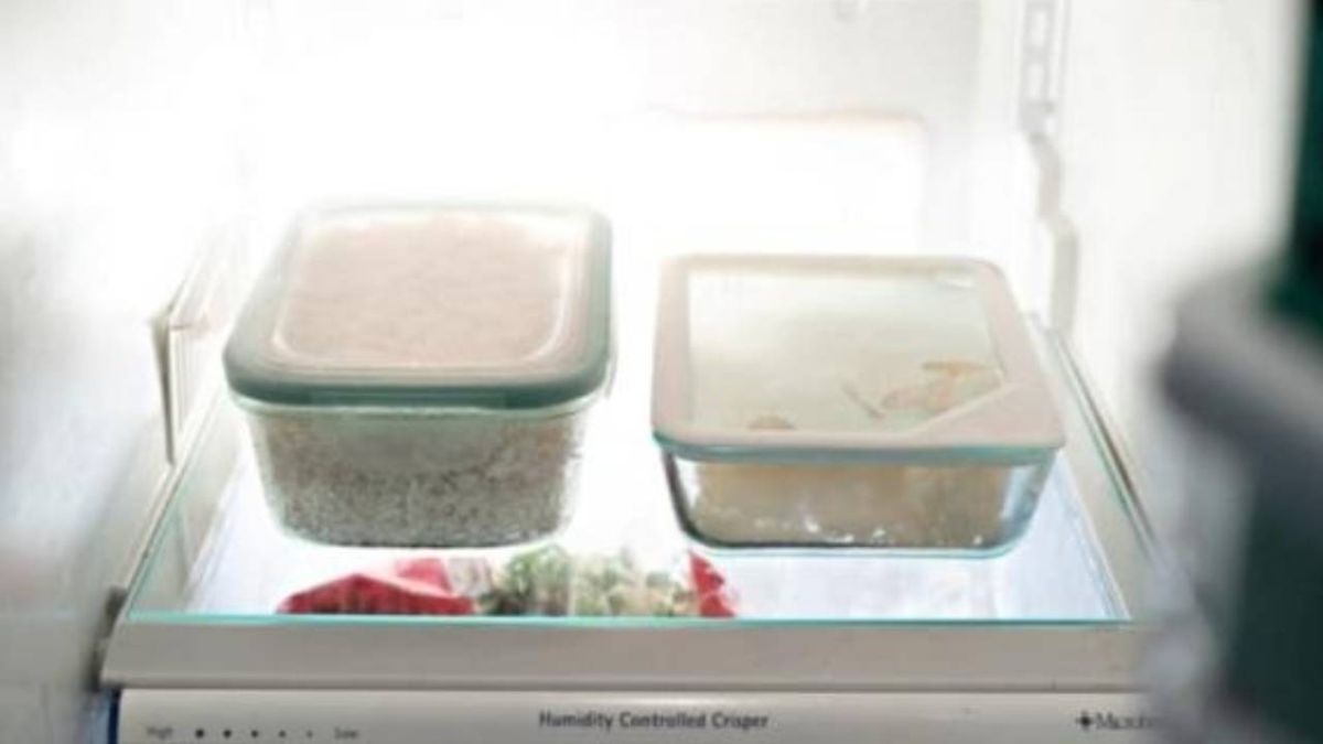 Vì sao cơm để tủ lạnh quá lâu có thể gây ngộ độc