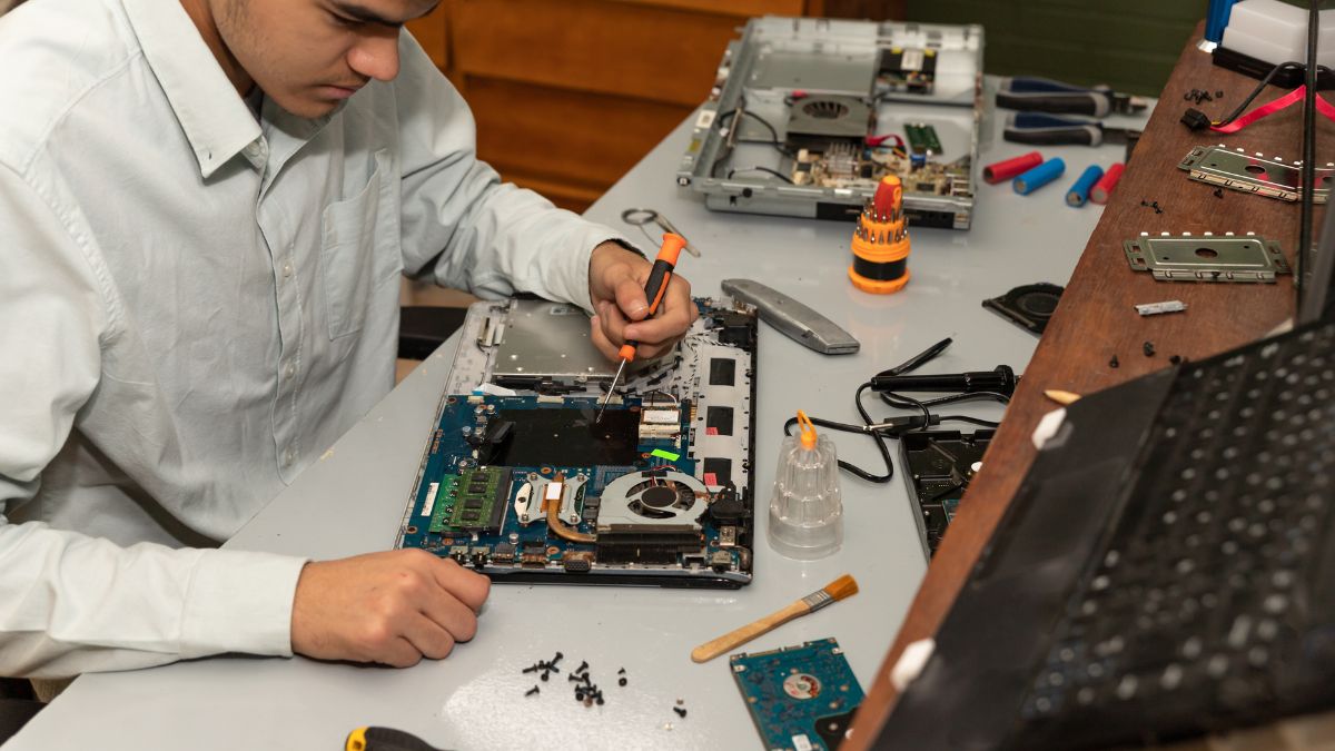 Khi nào cần mang thiết bị đi sửa