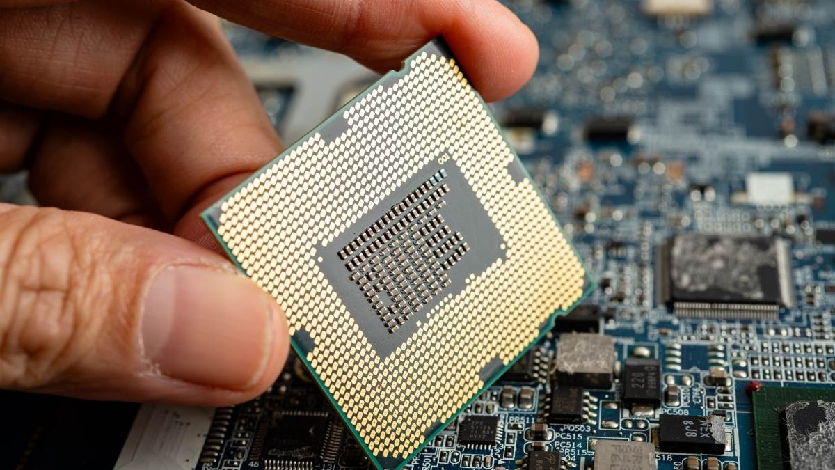 Sự khác nhau giữa Power throttling và Thermal throttling