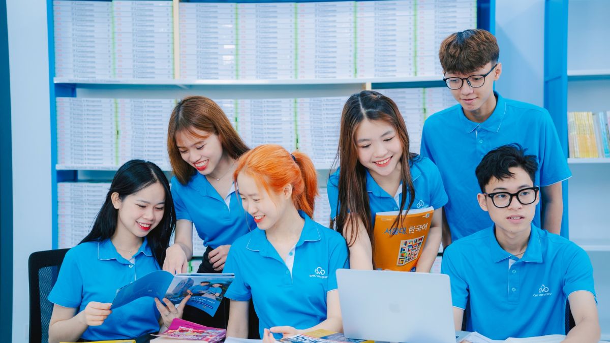 Thông tin học phí CMC 2026 chi tiết từng ngành và chương trình đào tạo