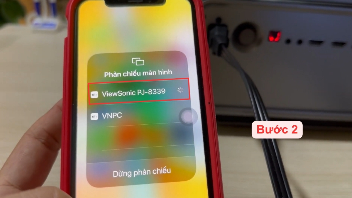 Cách kết nối iPhone với máy chiếu không dây