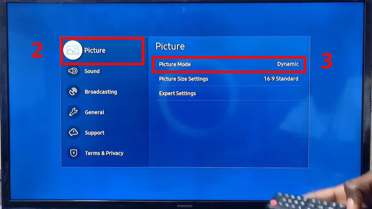 Cách 1 khắc phục tivi Samsung bị mất màu