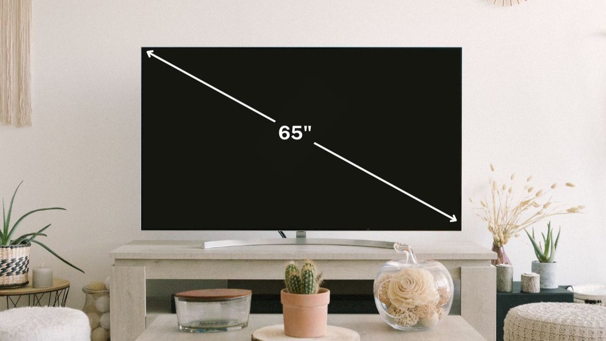 Kích thước TV 65 inch thường khoảng 165cm