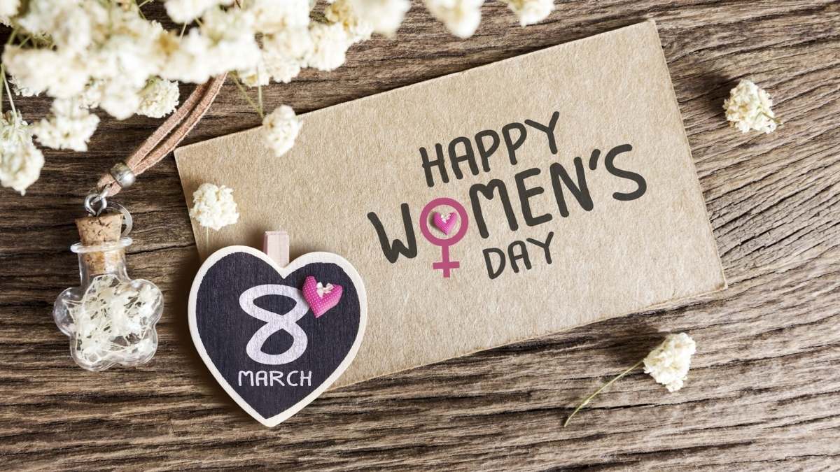 Vì sao nên làm quà tặng mẹ 8/3 handmade?