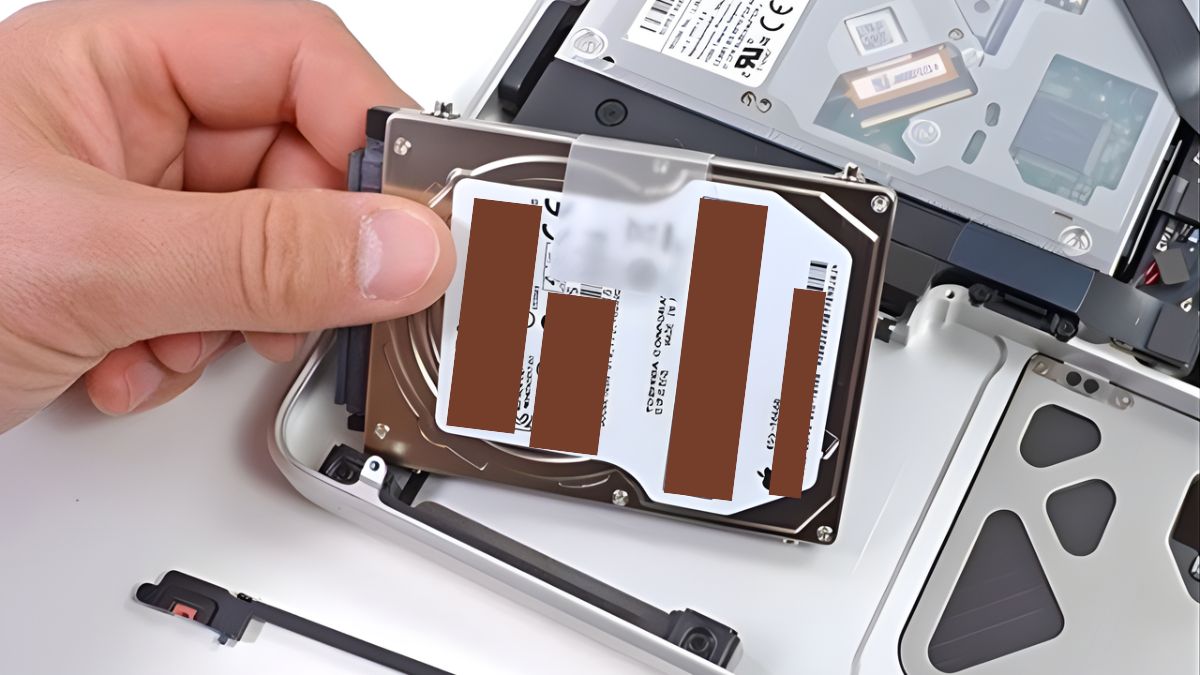 Sửa laptop Asus bị sập nguồn bật không lên: Kiểm tra ổ cứng