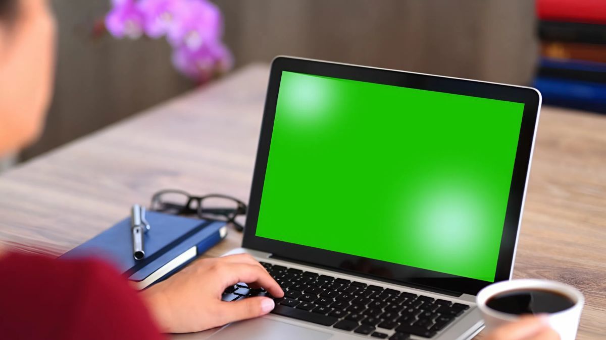 Các lỗi laptop thường gặp: Màn hình xanh