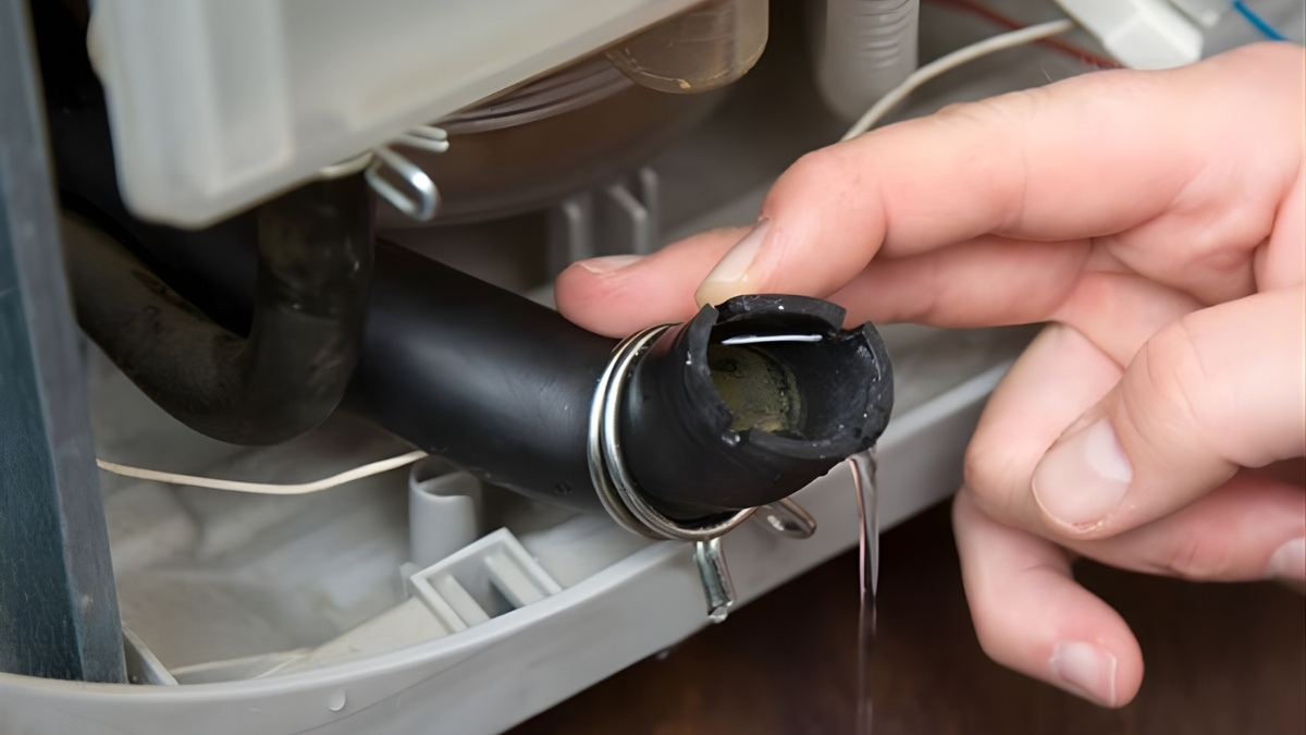 Nguyên nhân mã lỗi máy giặt Panasonic U11 xuất hiện