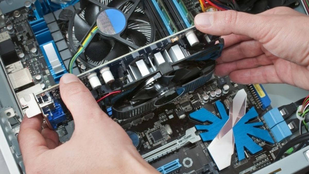 Cách khắc phục main báo đèn đỏ CPU: Kiểm tra phần cứng