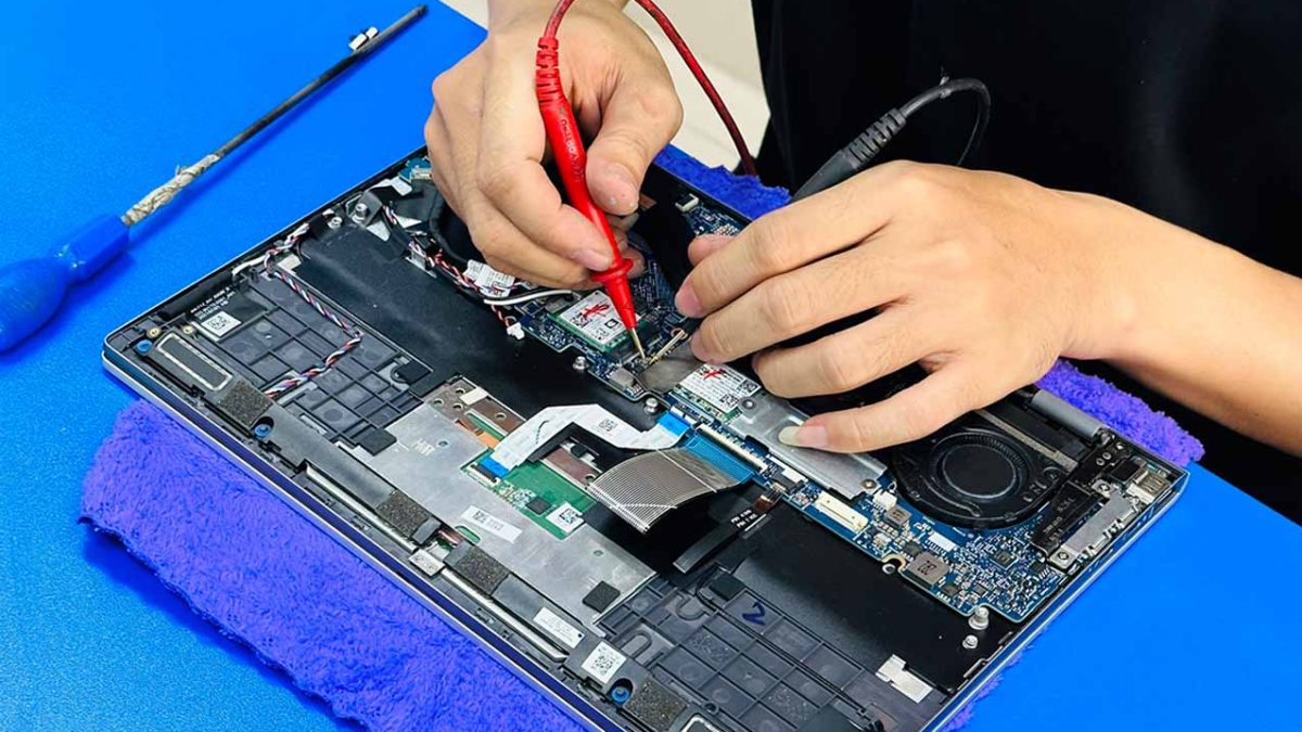 Nguyên nhân phần cứng làm màn hình laptop bị tối đen