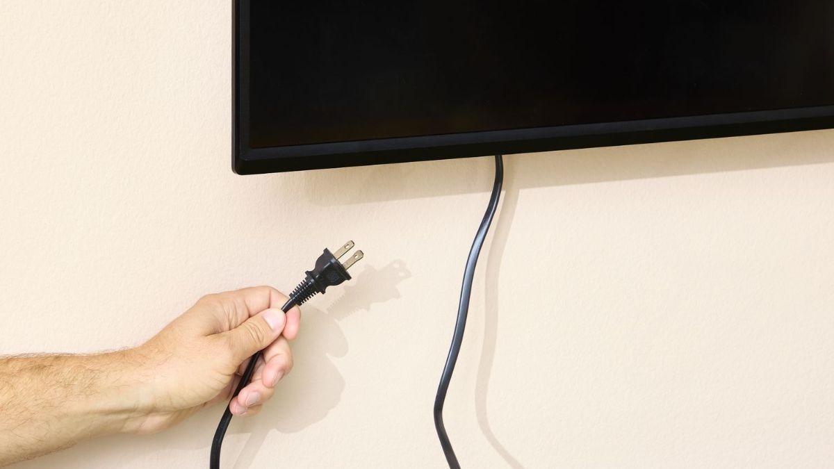 Cách khắc phục màn hình tivi bị màu xanh Khởi động lại tivi