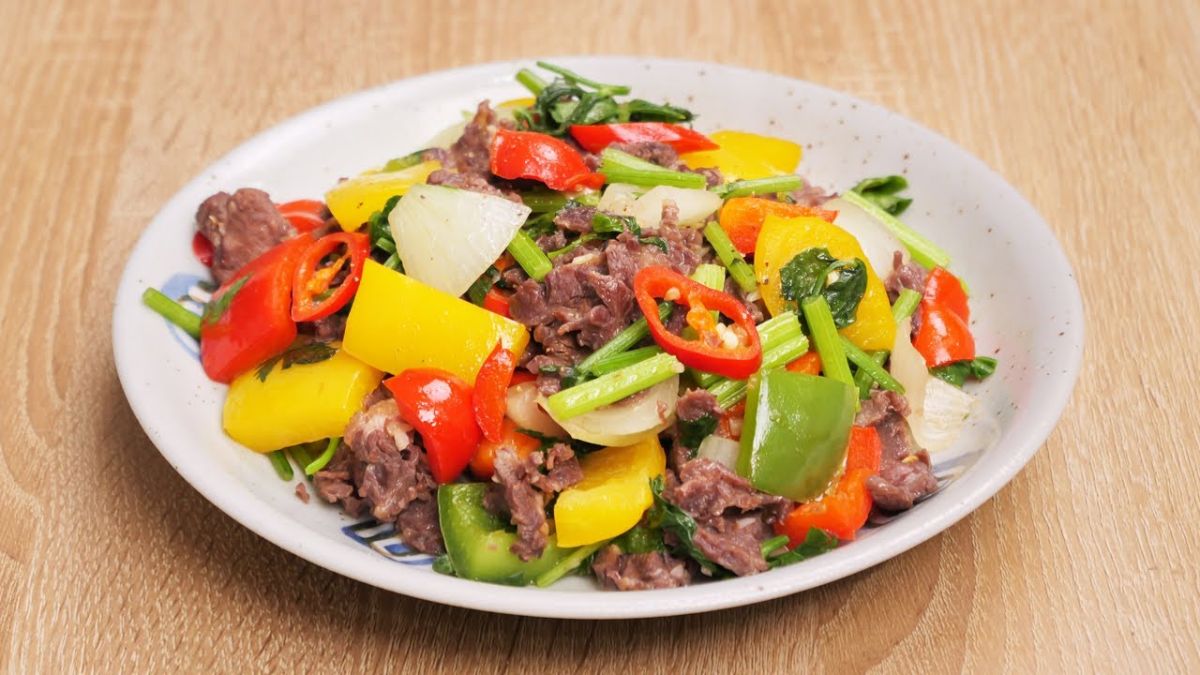 Món xào ngon từ thịt : Thịt bò xào ớt chuông