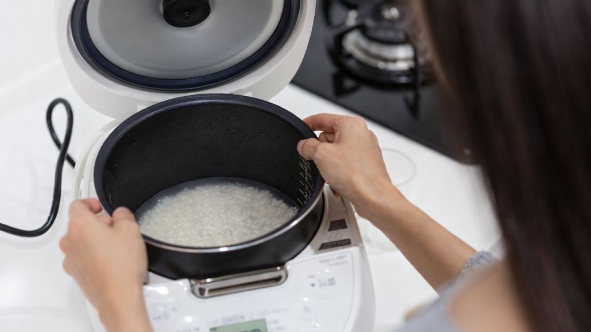 Cách khắc phục nồi cơm điện không nhảy nút