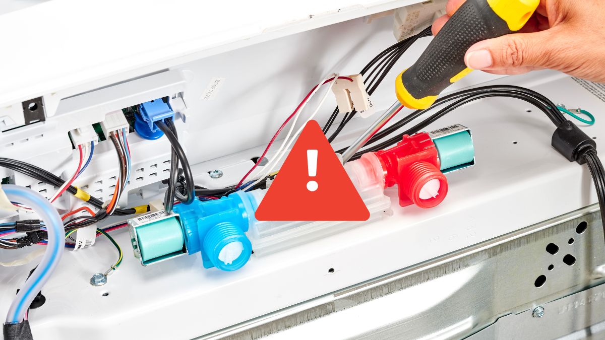 Nguyên nhân nước vào máy giặt yếu: Van cấp nước (van điện từ) bị hỏng