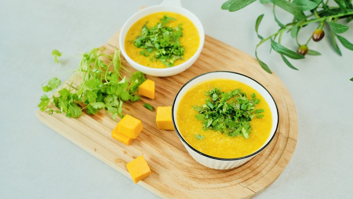 thịt xay làm món gì ngon: Cháo thịt băm bí đỏ