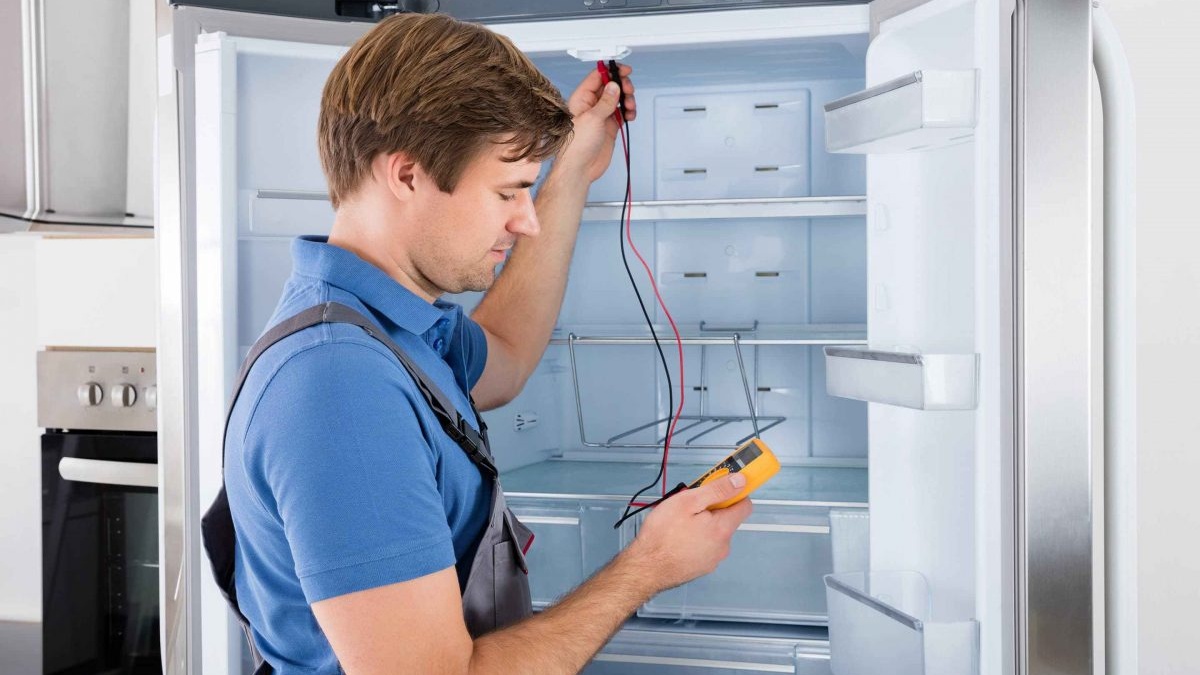 Khi nào nên gọi thợ sửa tủ lạnh chạy liên tục không ngắt