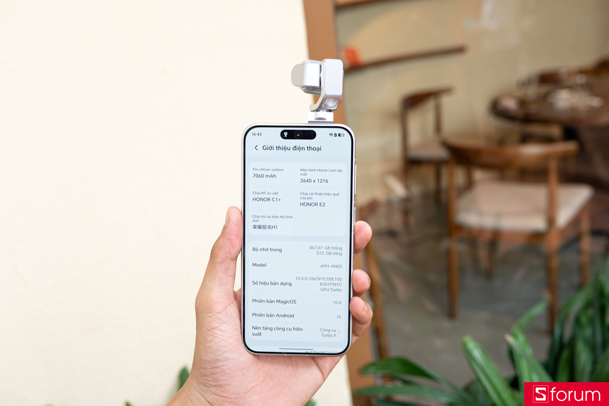 Trên tay HONOR Robot Phone thông số