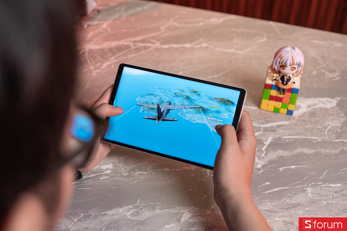 Trên tay Lenovo Legion Tab Gen 3 chơi game