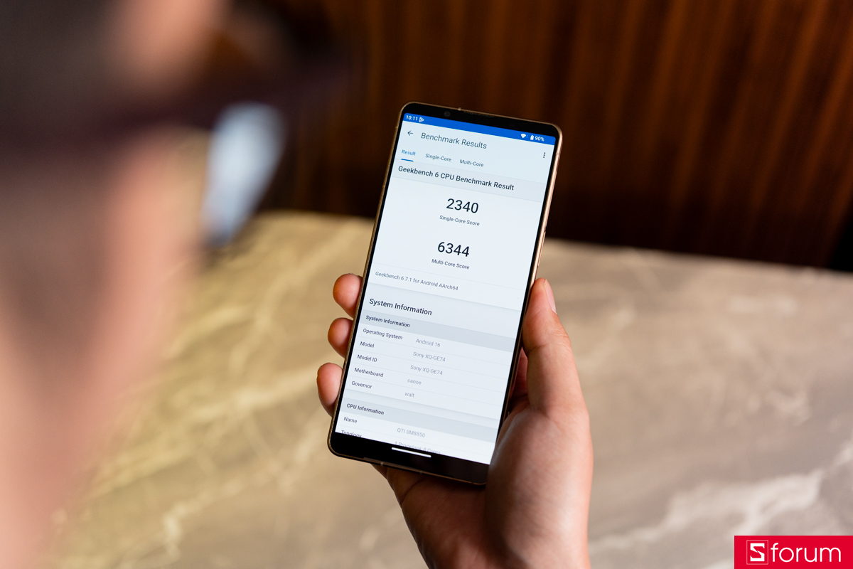 Trên tay Sony Xperia 1 VIII Geekbench 6