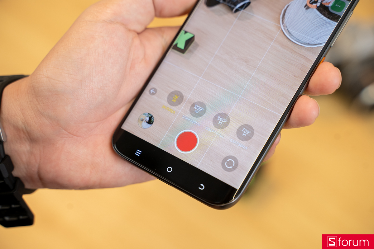 Đánh giá TECNO POVA Curve 2 5G quay video