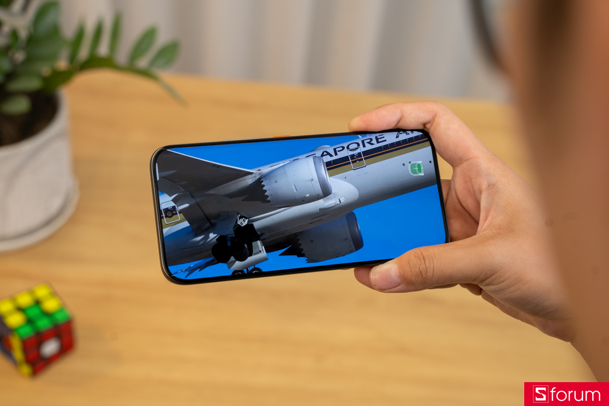 Đánh giá TECNO POVA Curve 2 5G màn hình