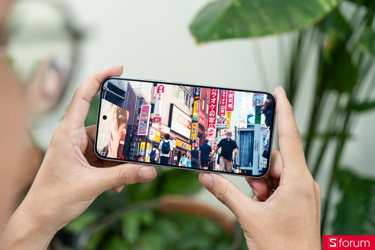 Trên tay Xiaomi REDMI Note 17 Pro 5G xem nội dung