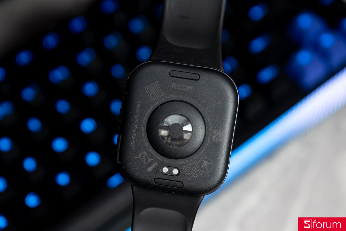 Trên tay Xiaomi REDMI Watch 6 Active mặt sau