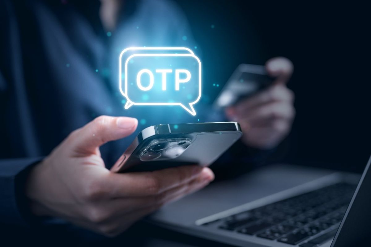 Không chia sẻ mã OTP giao dịch với bất kỳ ai