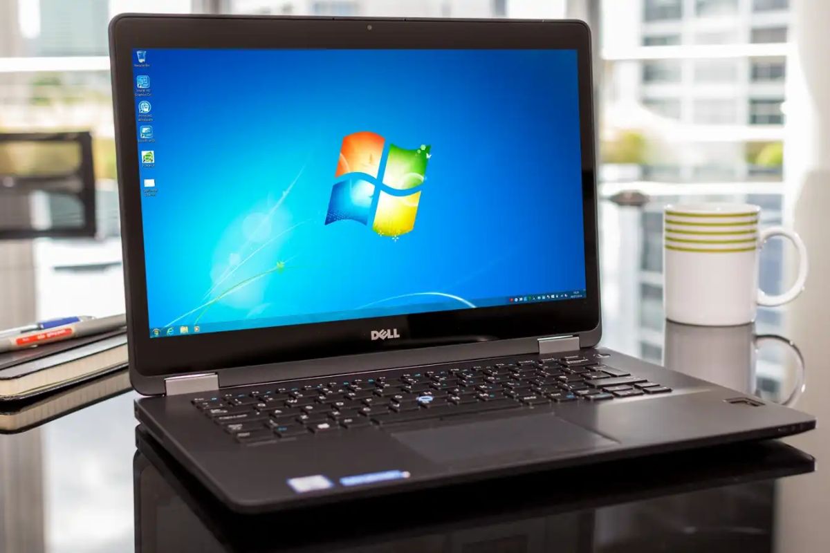 Latitude Series 7000