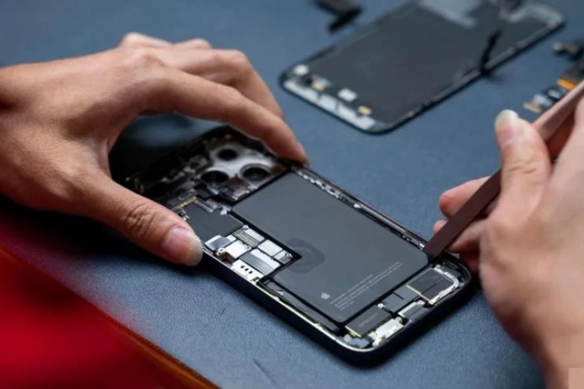 Cách khắc phục iPhone không nhận SIM bằng kiểm tra phần cứng 