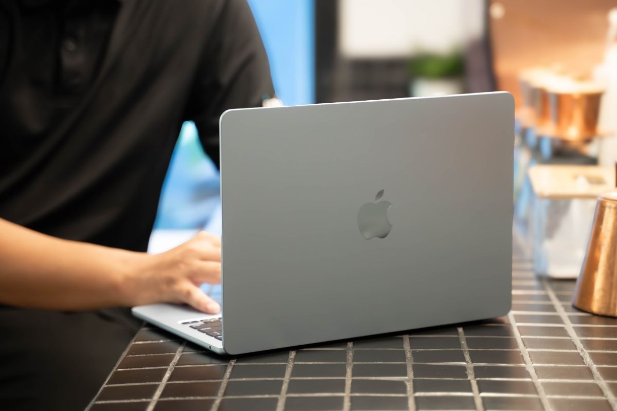 MacBook Air M4 13 inch 2025 là mẫu Notebook laptop mới nhất