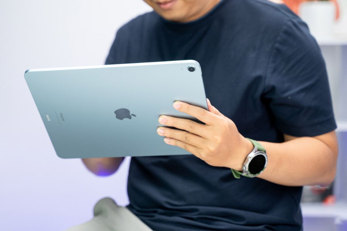 Vẽ 3D trên iPad Air M2