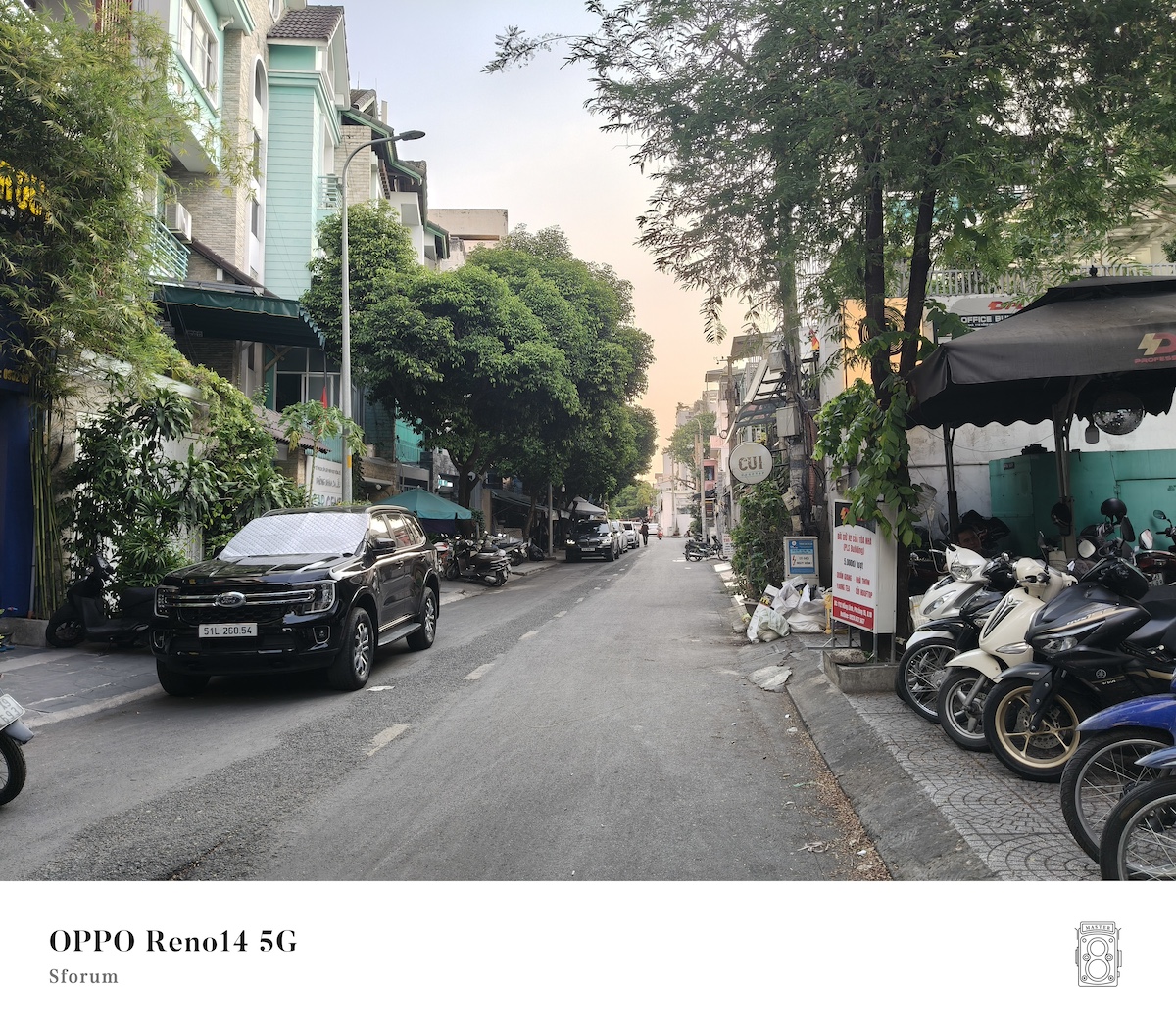 Bầu trời buổi chiều hôm ấy