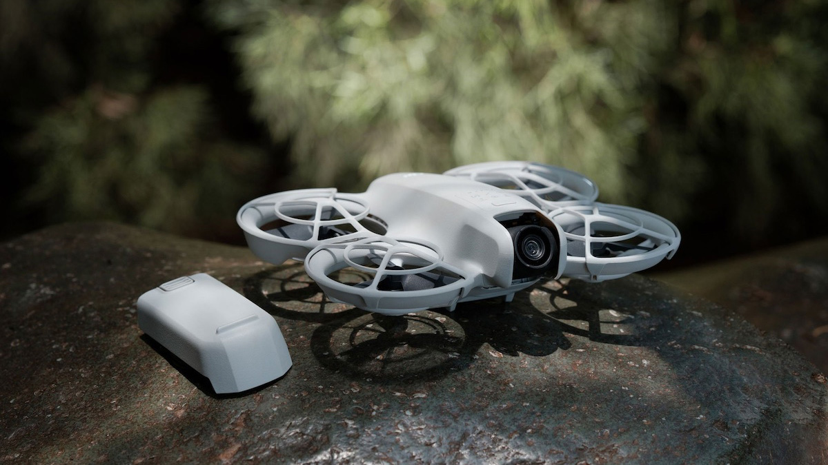 DJI Neo chính thức ra mắt: Flycam 4K siêu nhỏ gọn trong lòng bàn tay, trọng lượng chỉ 135g, giá từ 5.1 triệu DJI Neo chính thức ra mắt: Flycam 4K siêu nhỏ gọn trong lòng bàn tay, trọng lượng chỉ 135g, giá từ 5.1 triệu