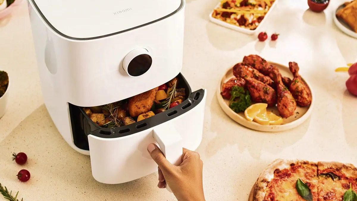 Hotsale cuối tuần: Robot hút bụi chỉ hơn 2 triệu, nồi điện đa năng chỉ 299 nghìn