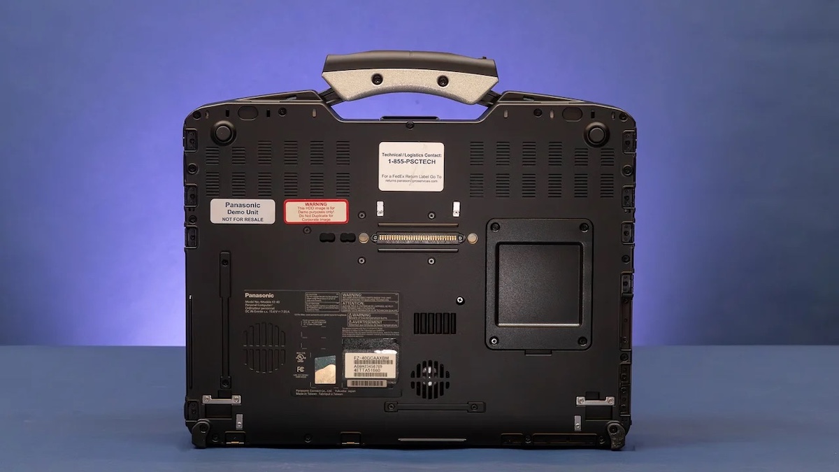 Trên tay Panasonic Toughbook 40 Mk2