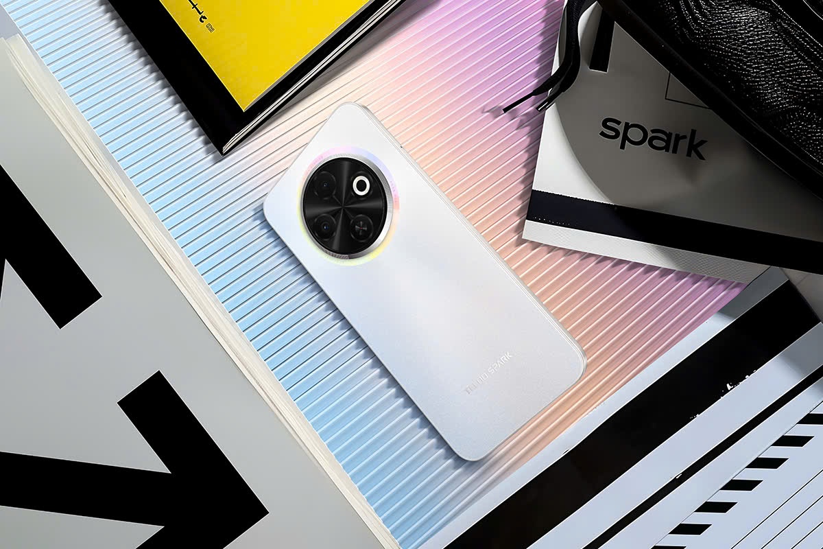 Hệ thống loa kép trên Spark 30C sử dụng công nghệ DTS