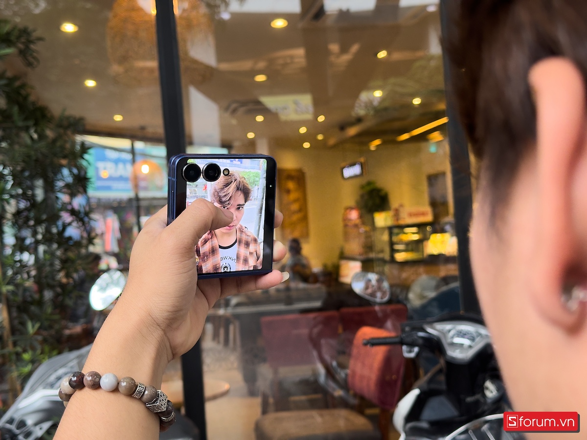 đánh giá camera galaxy z flip7