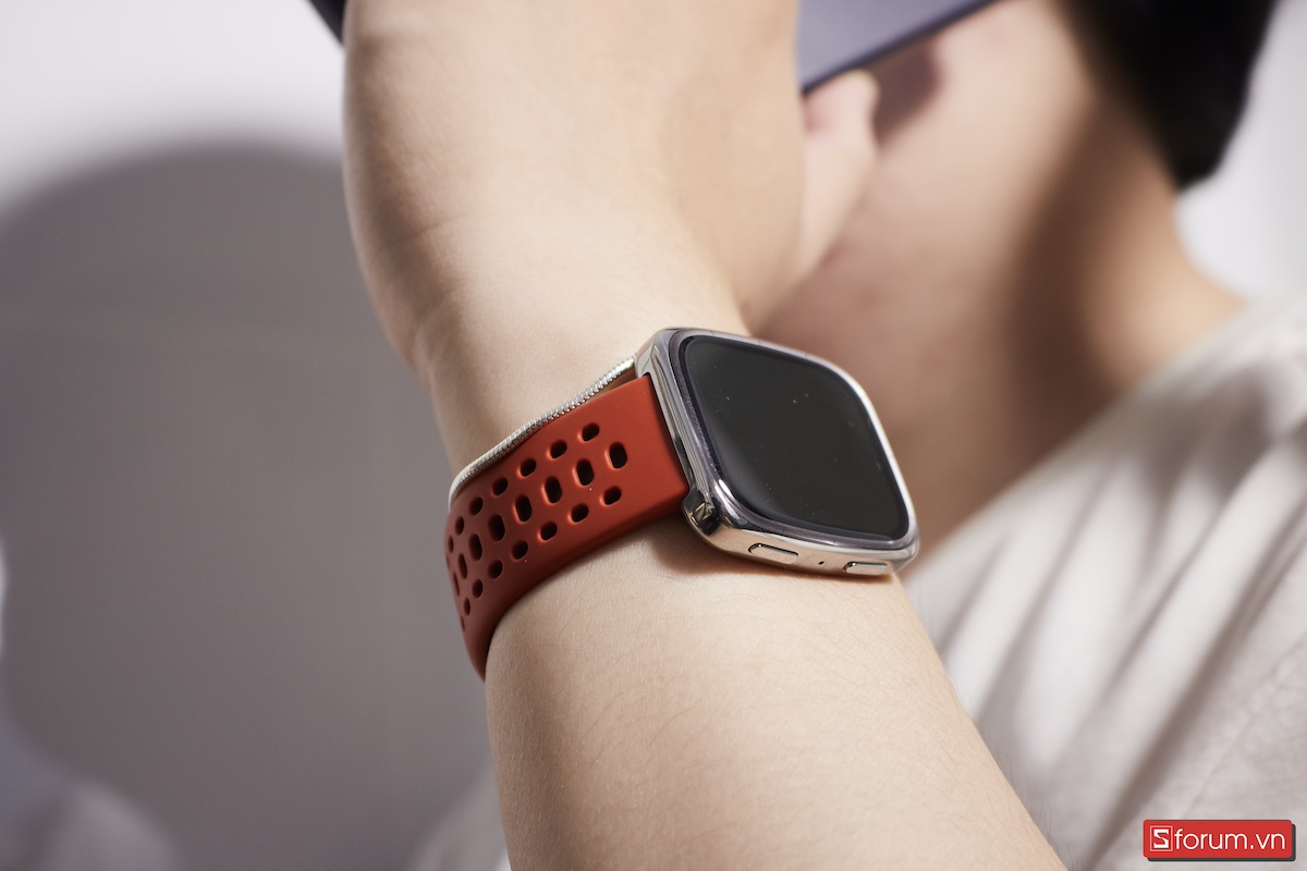 Trên tay pin của Amazfit Active 2 Square Premium 