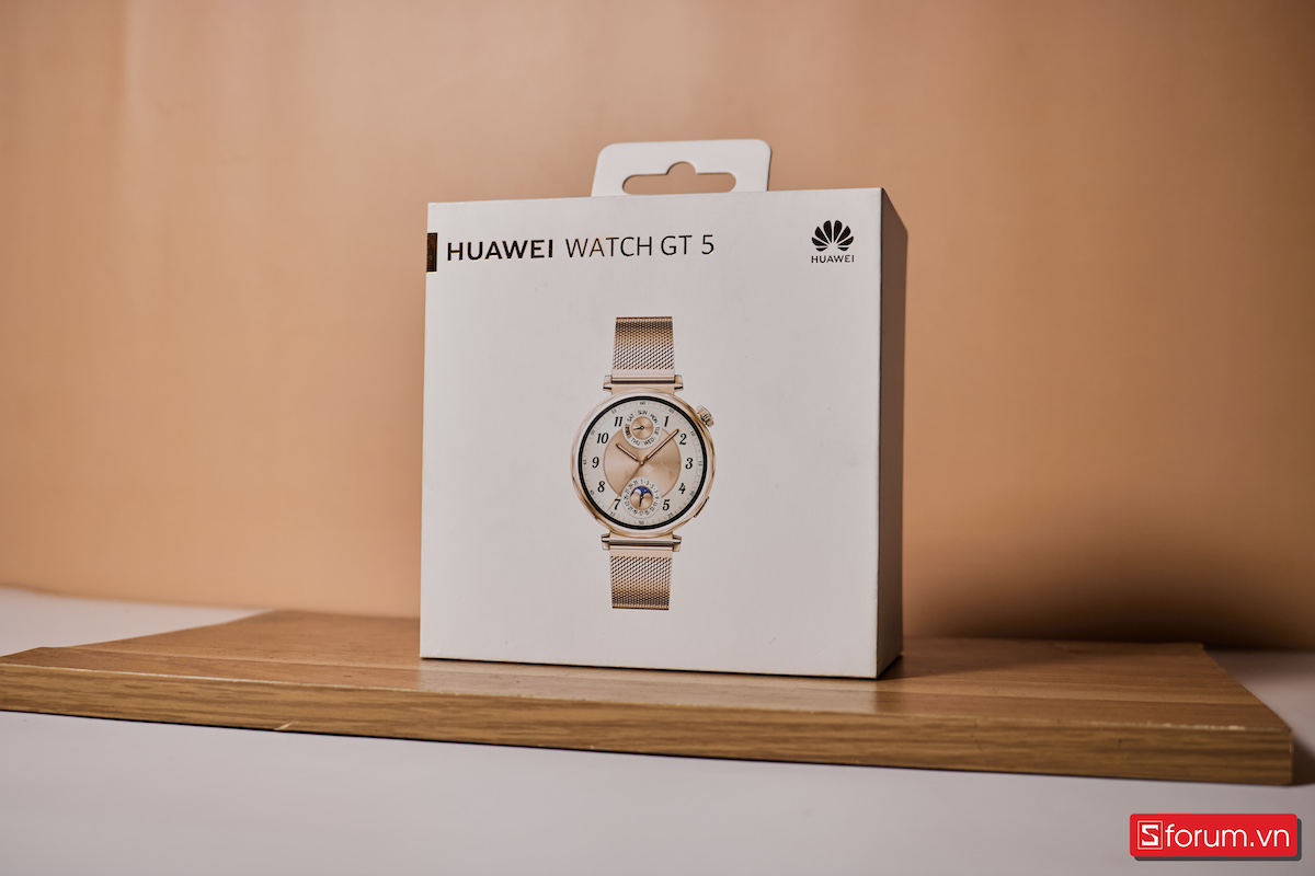 Hộp của Huawei watch Gt5 milanese